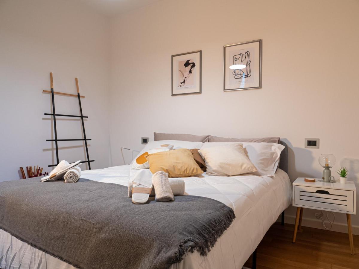 Maison Blanche: Appartamento Elegante Con Parcheggio Privato 曼托瓦 外观 照片