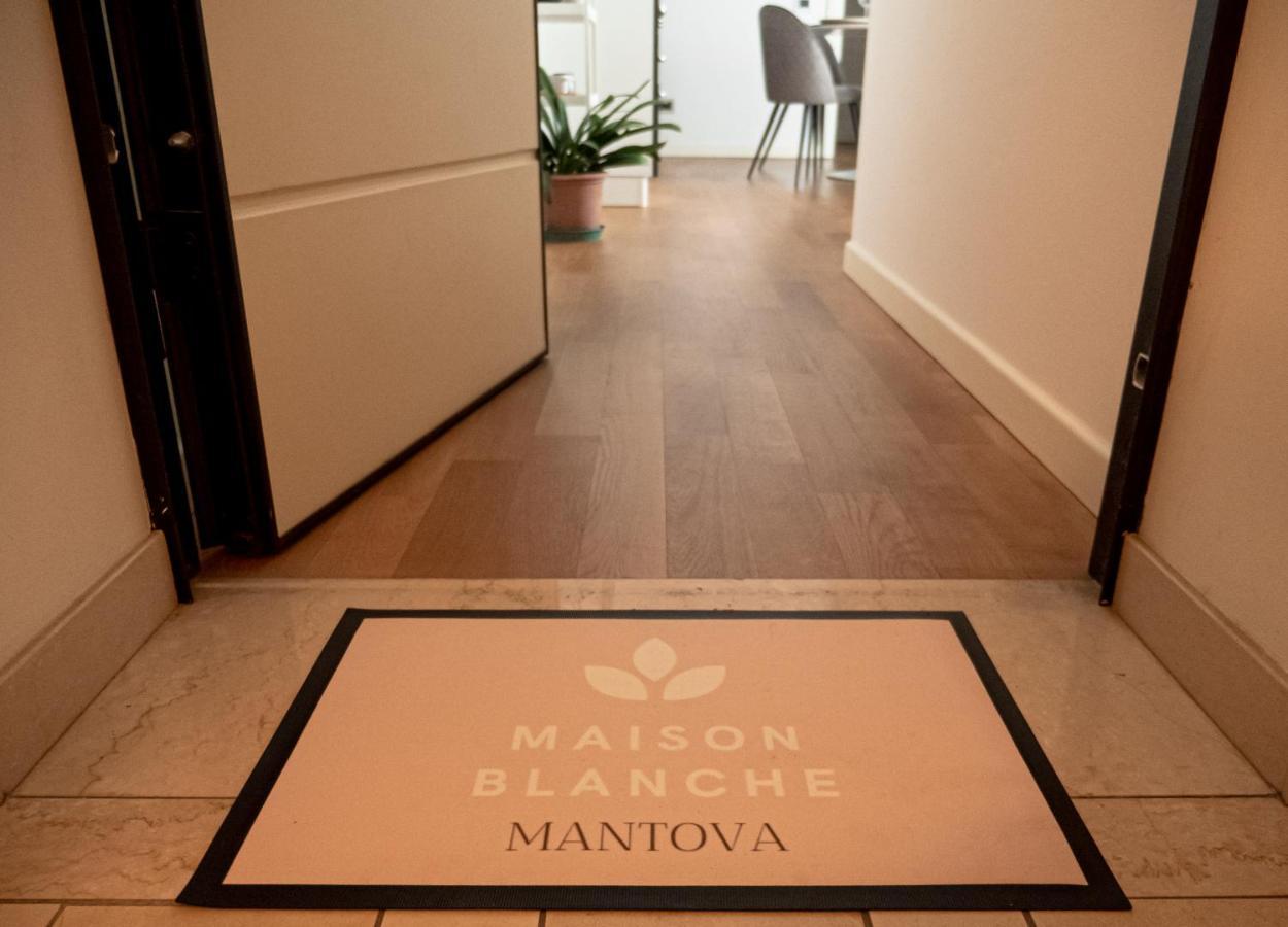 Maison Blanche: Appartamento Elegante Con Parcheggio Privato 曼托瓦 外观 照片